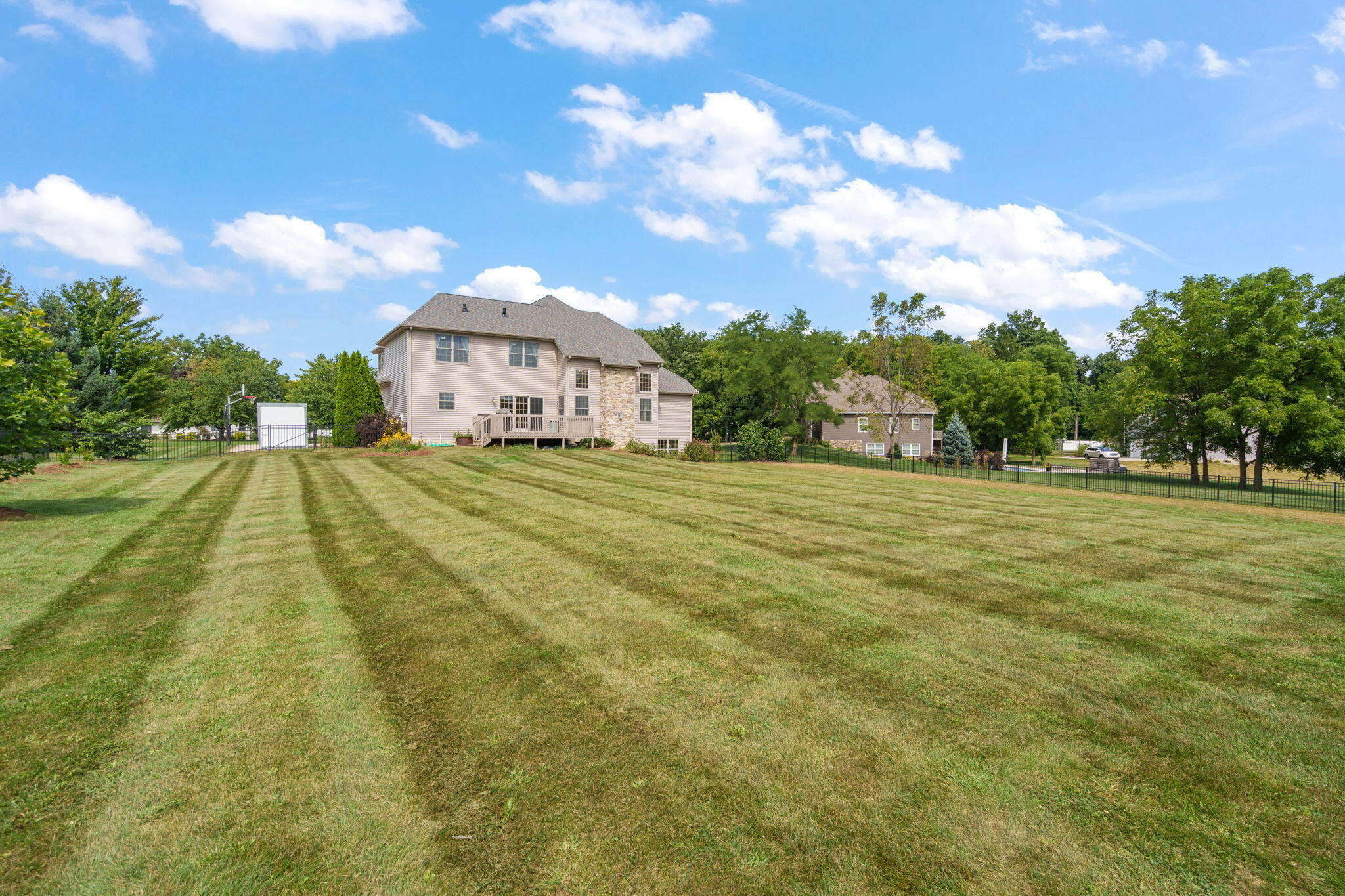 190 Buckskin Lane