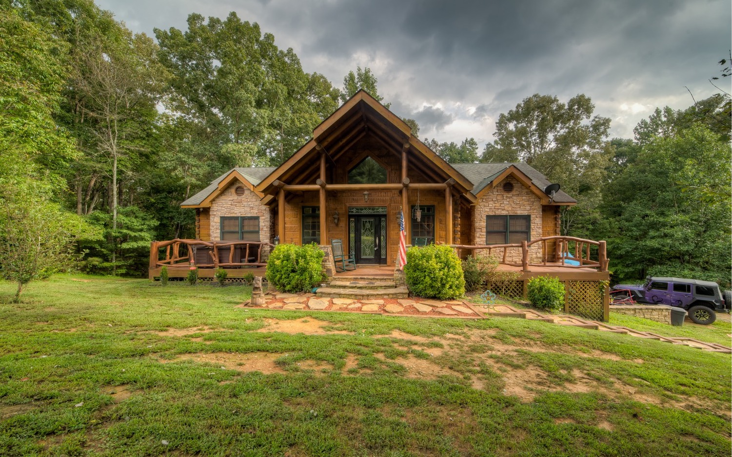 2061 Ravencliff Road