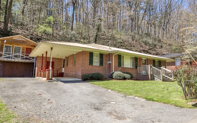 55 Logan Lane