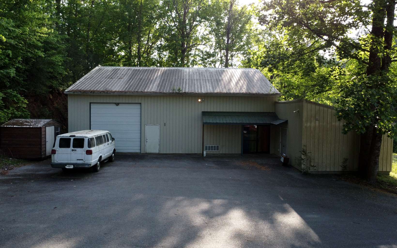 1300 Old Hwy 5 N