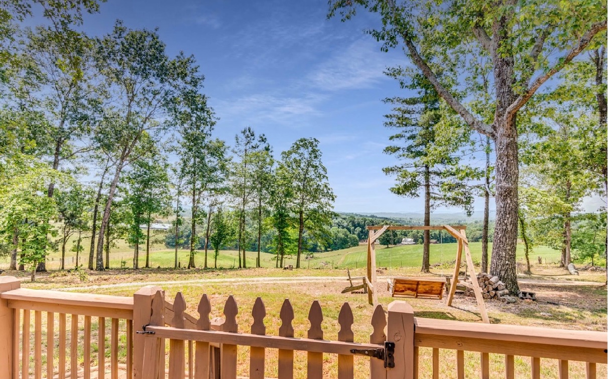 179 Old Pleasant Valley