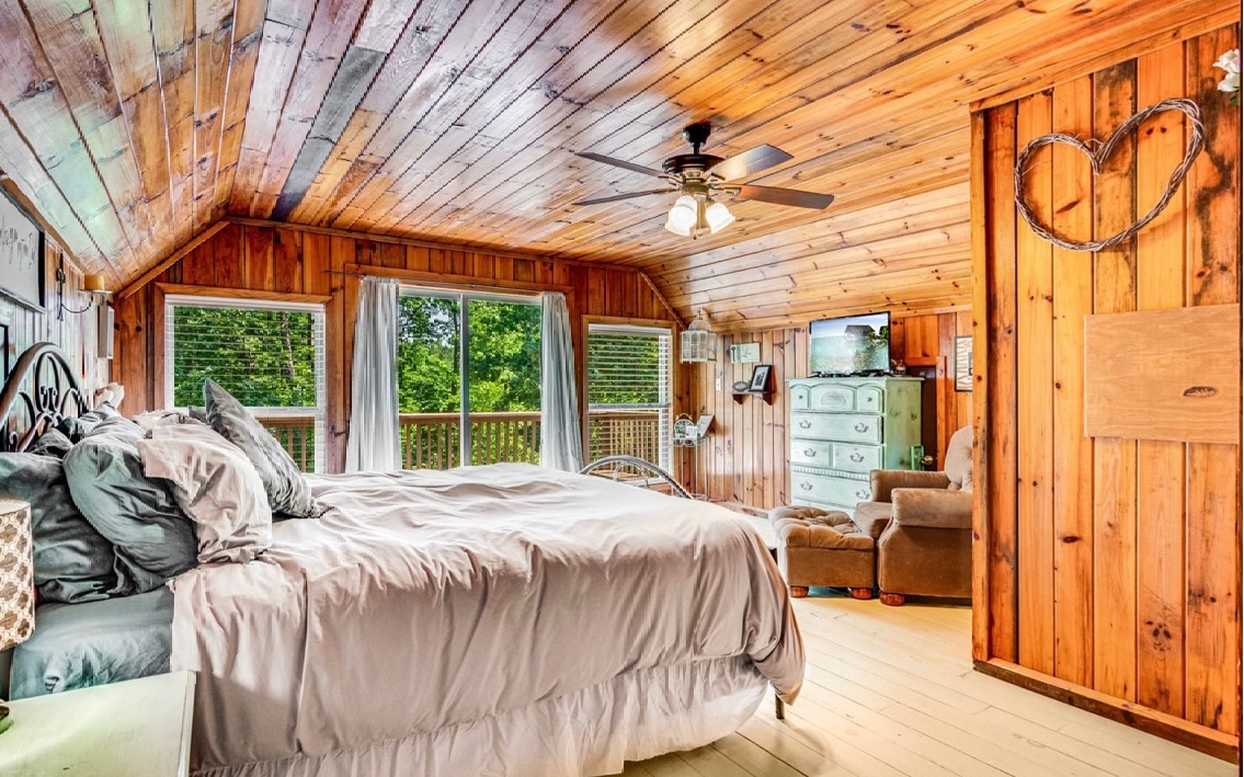 179 Old Pleasant Valley