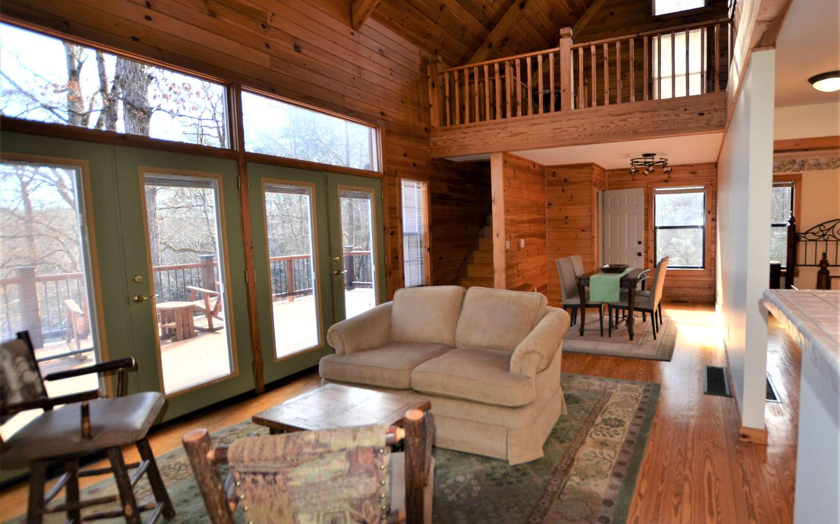 400 Creekside