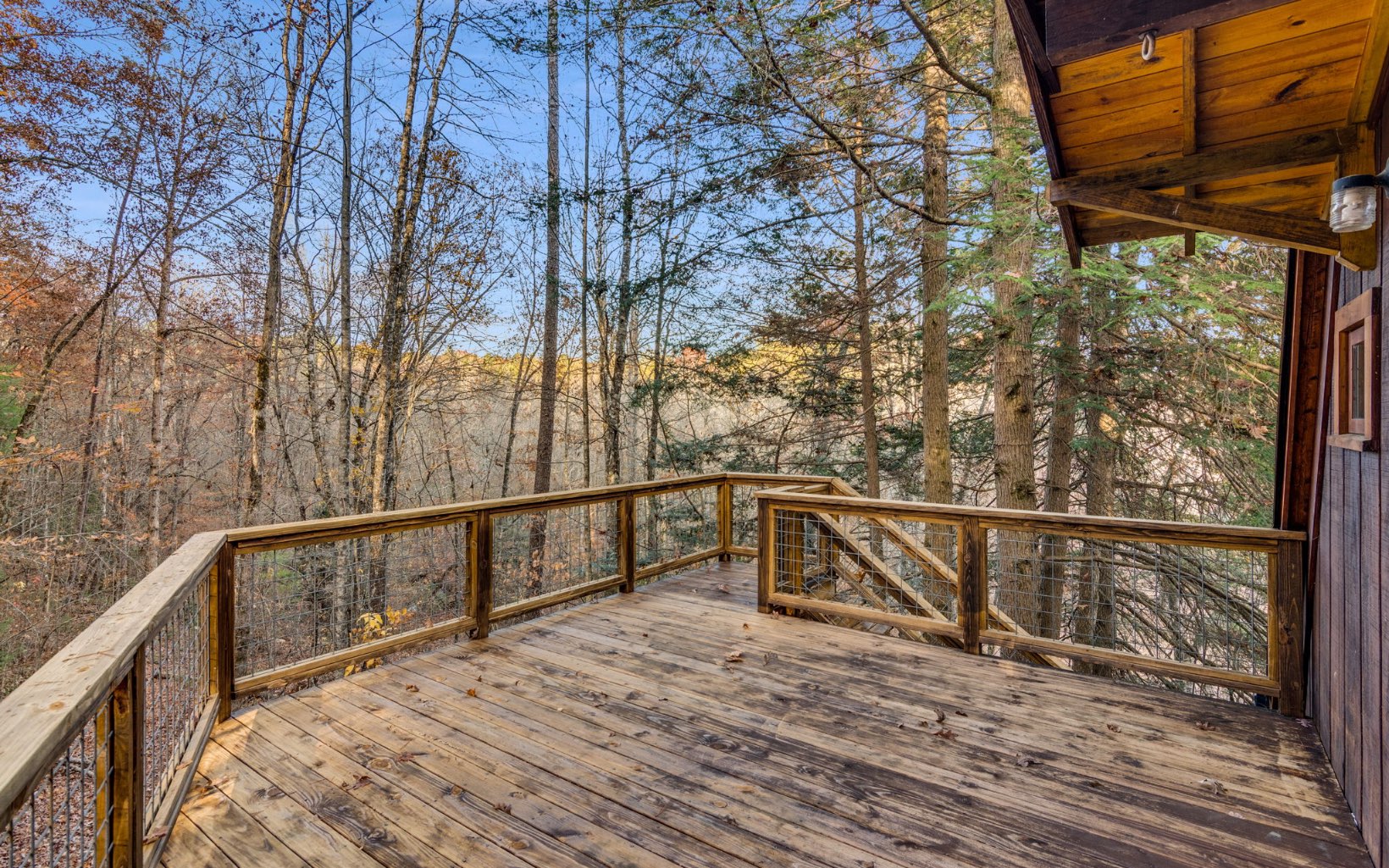 400 Creekside