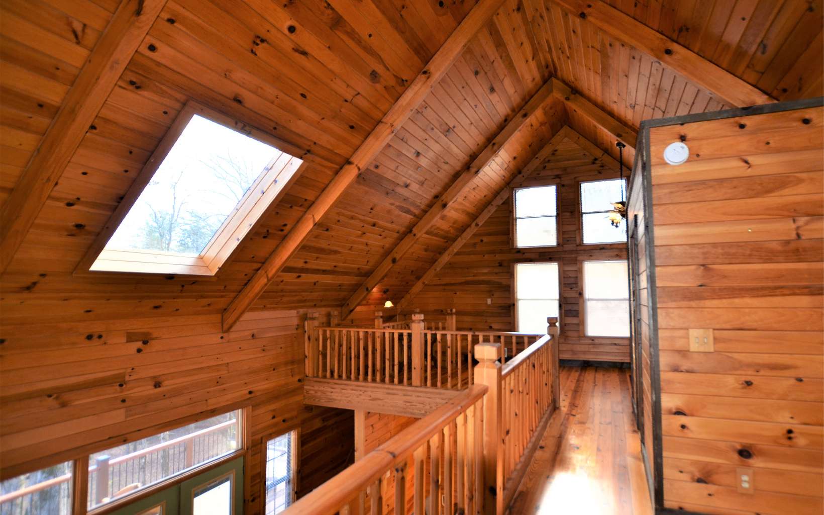 400 Creekside