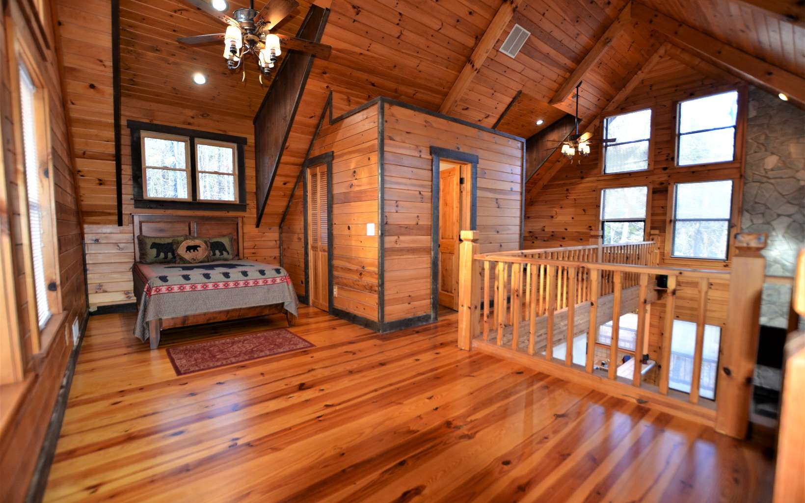 400 Creekside