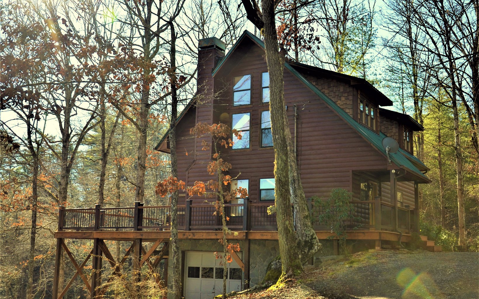400 Creekside