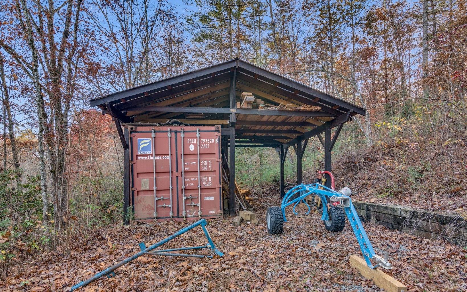 400 Creekside