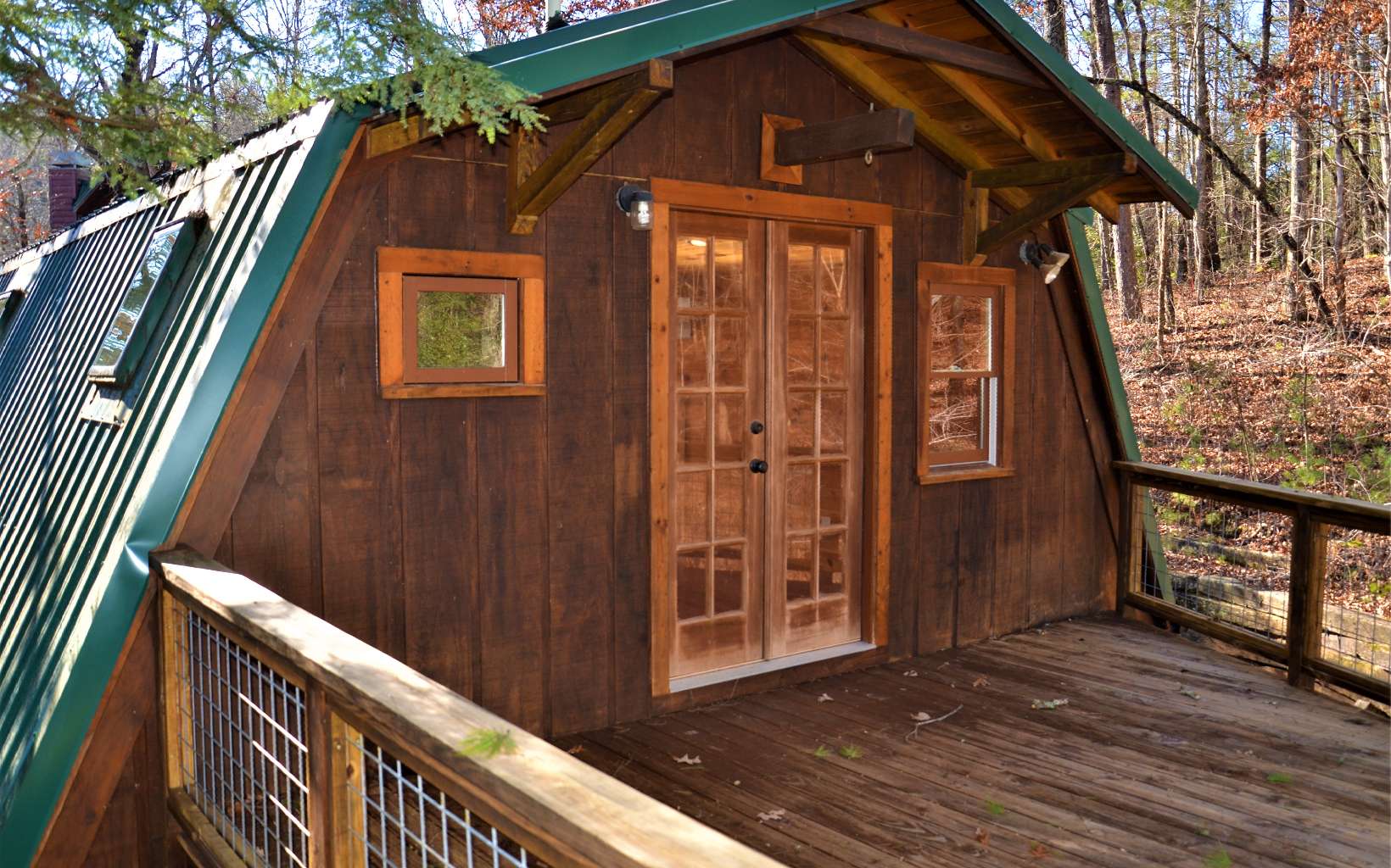 400 Creekside