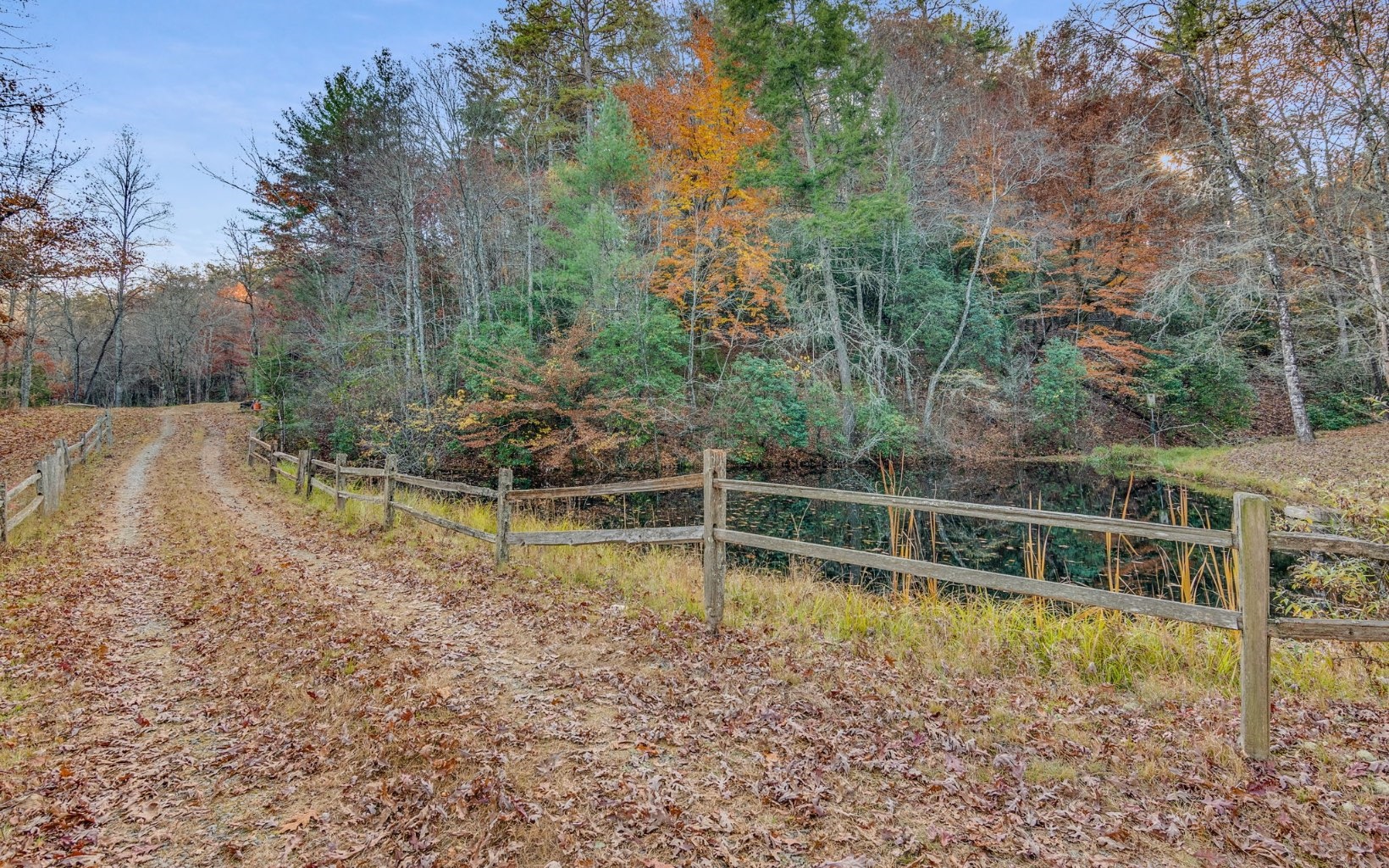 400 Creekside