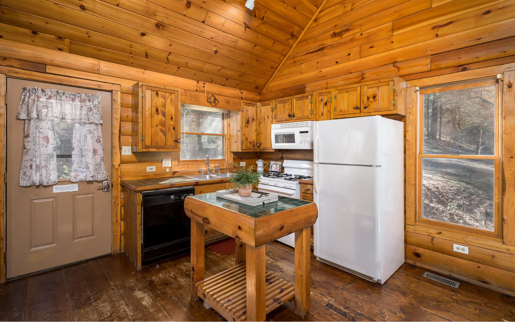 498 Wilderness View Drive