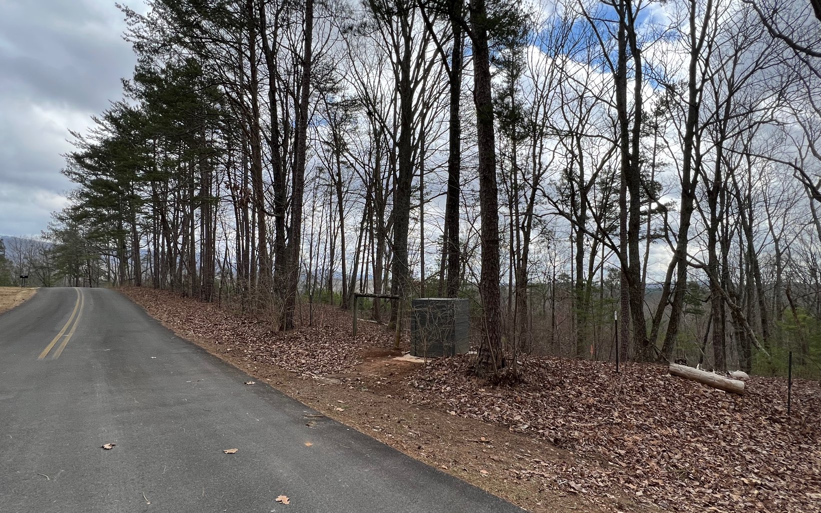 709 High Knoll Road