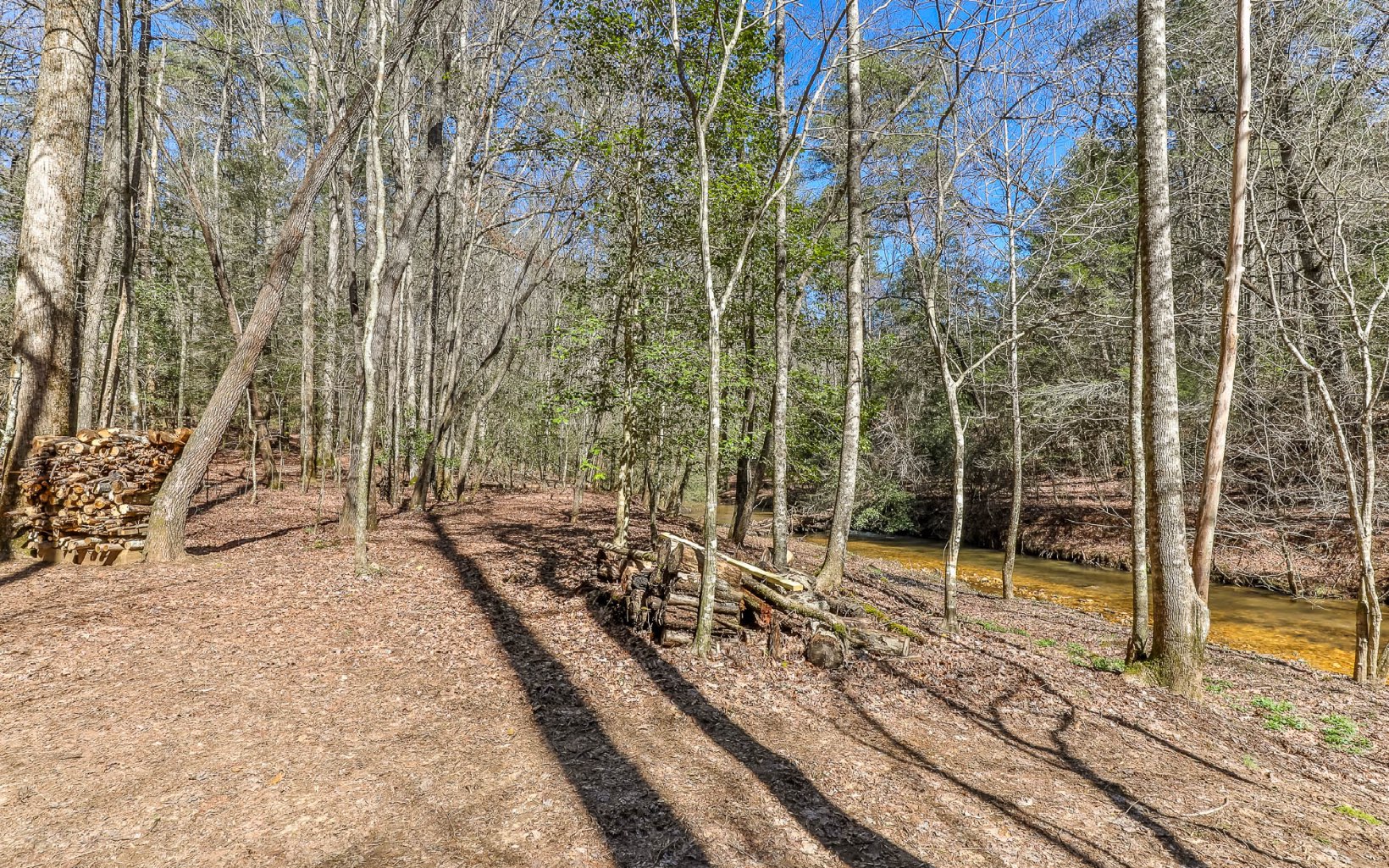 627 Walker Ridge