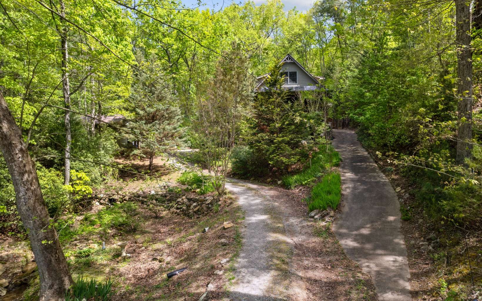 467 North Lake Drive
