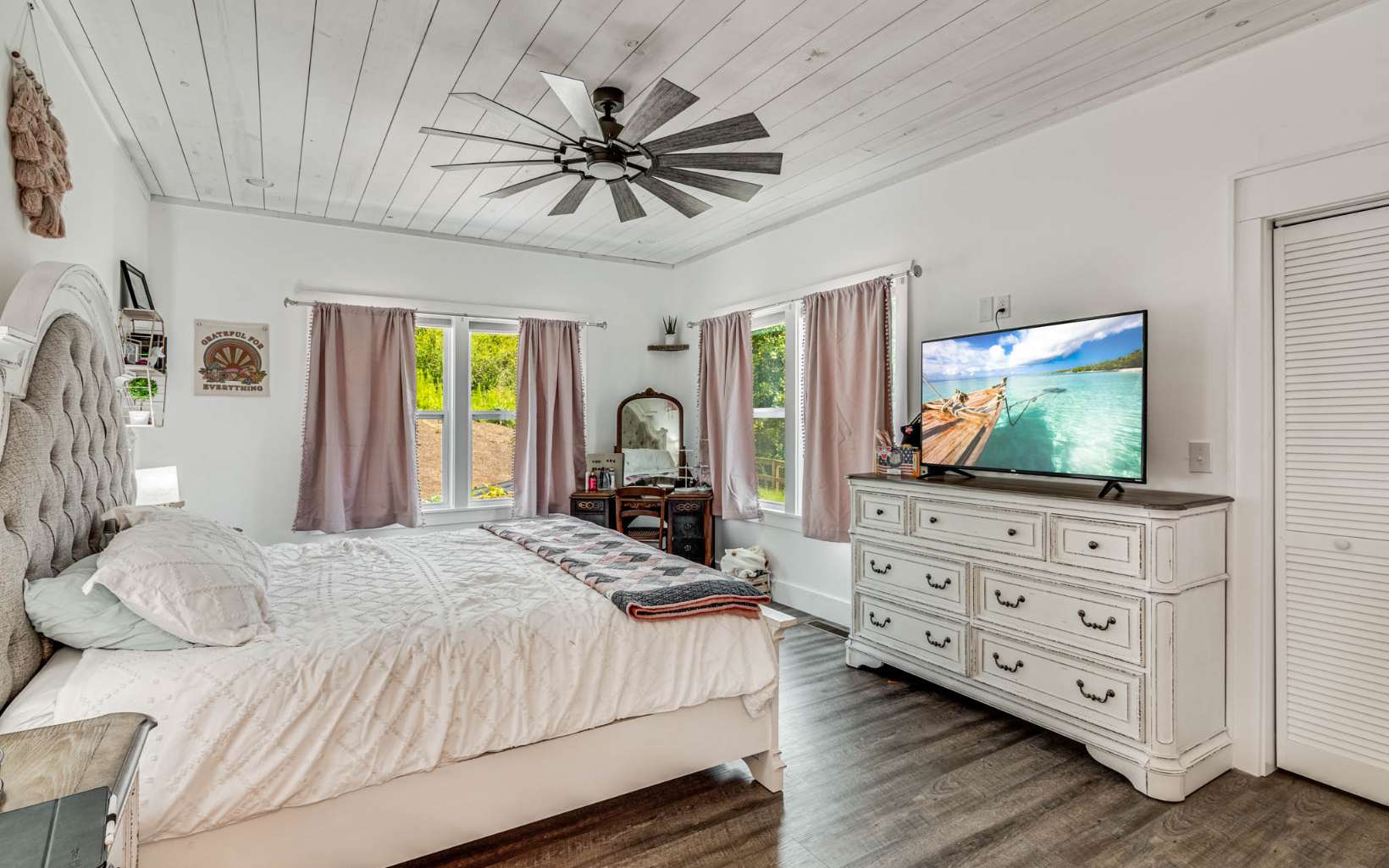 14 Malus Drive