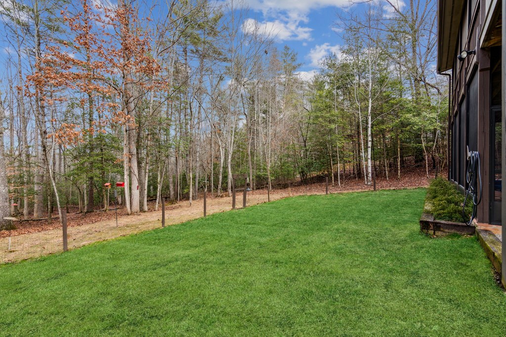 21 Bear Claw Trail