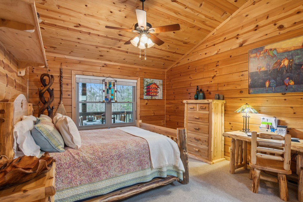 21 Bear Claw Trail
