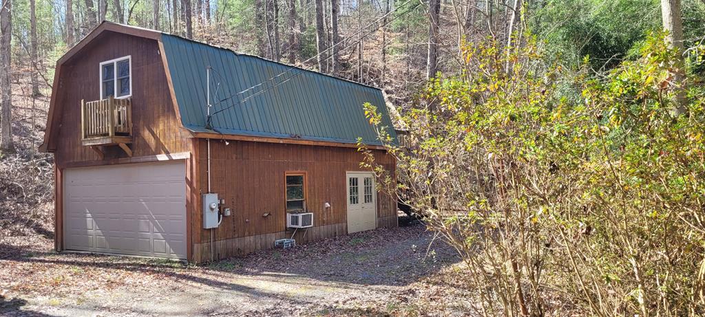 20 acres Mountain Glen Lane