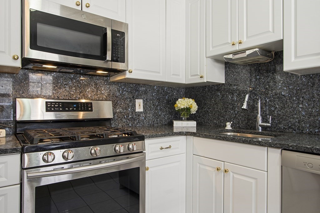 20 Harrison Ave # 20