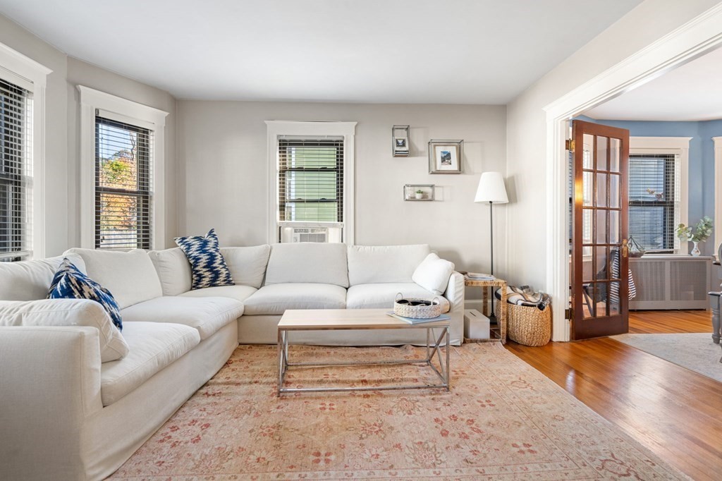 19-21 Hutchinson Street