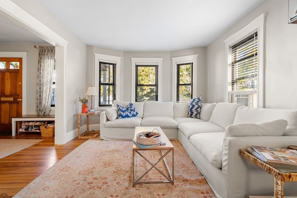 19-21 Hutchinson Street