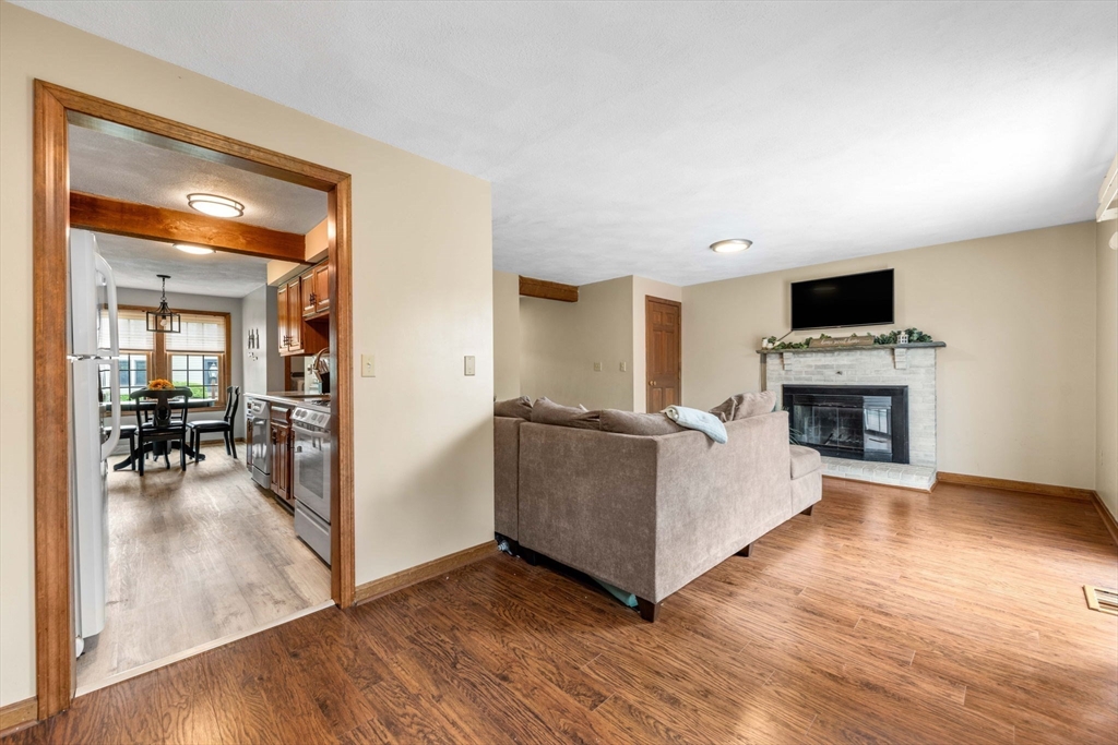 60 Apache Way # 60