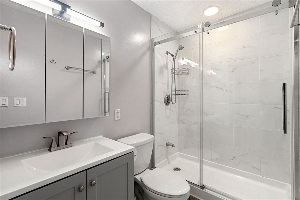 90 Quincy Shore Drive Unit: 115