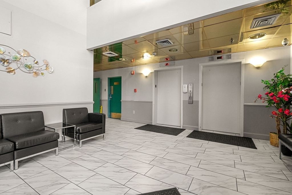 90 Quincy Shore Drive Unit: 115