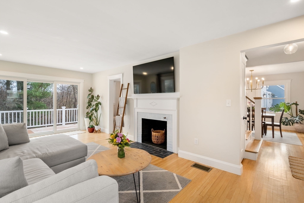 144 Academy Ave