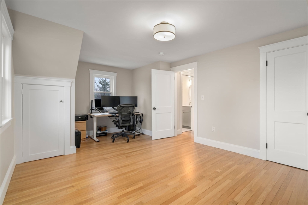144 Academy Ave