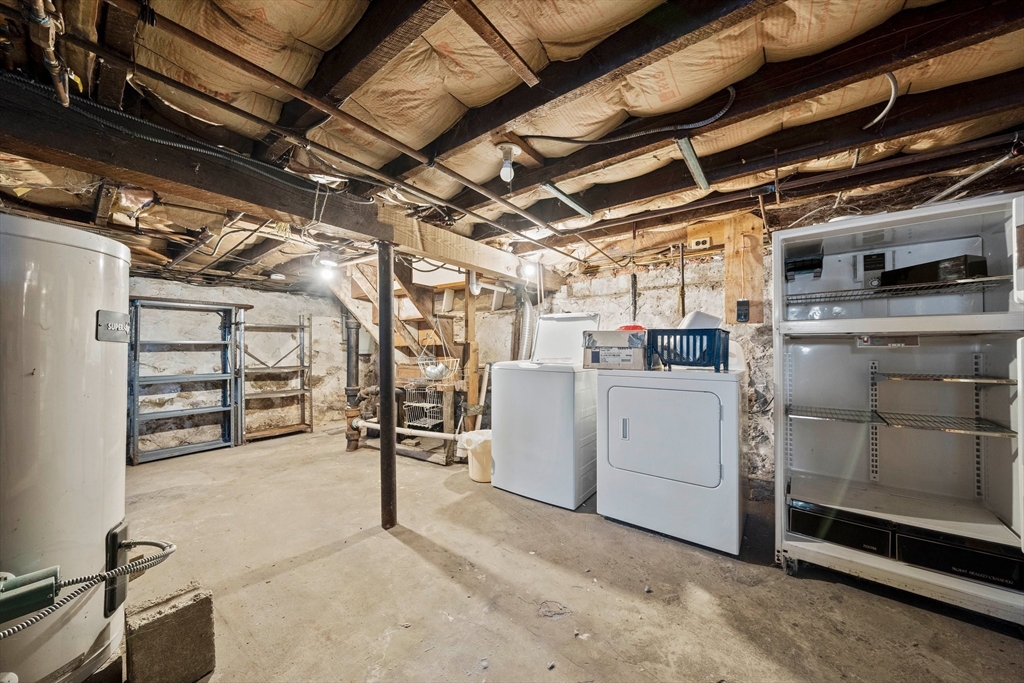 72 Keith St