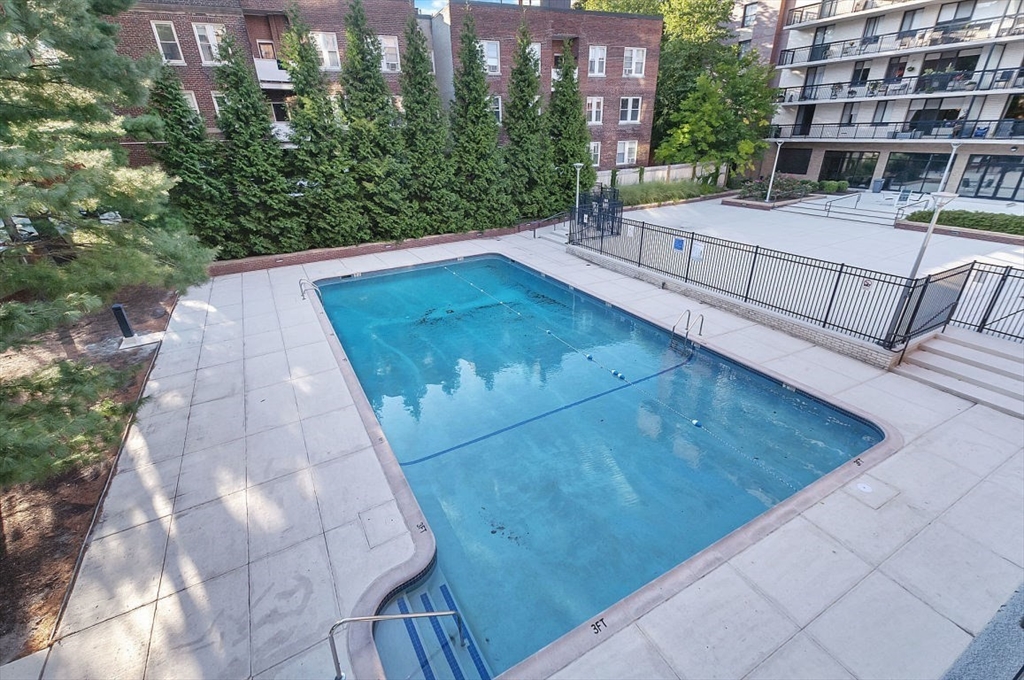 60 Longwood Ave. # 301