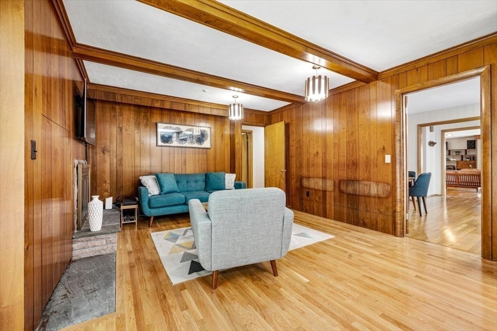 124 Mount Vernon Rd W