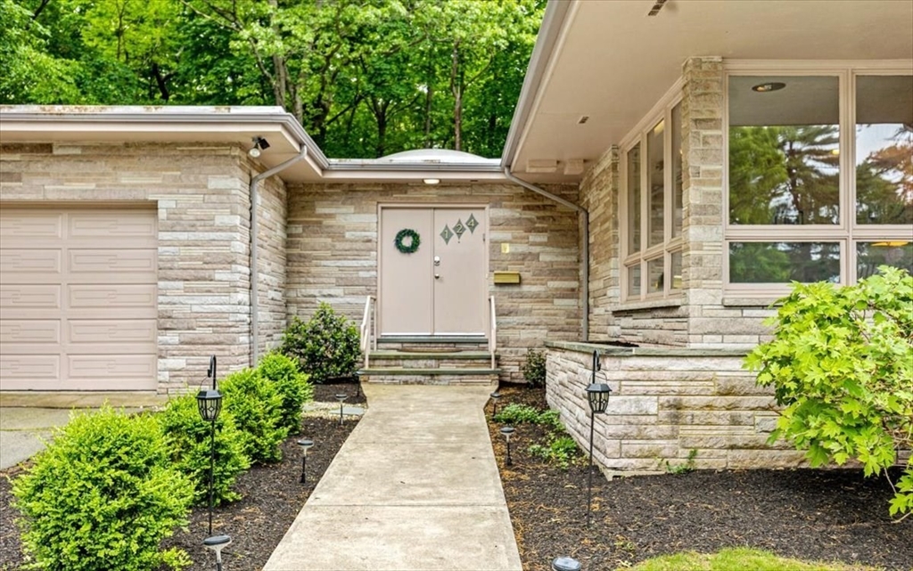 124 Mount Vernon Rd W