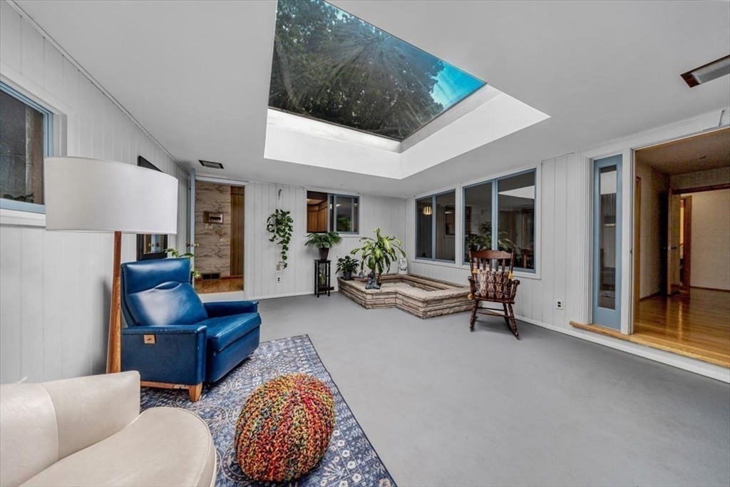 124 Mount Vernon Rd W