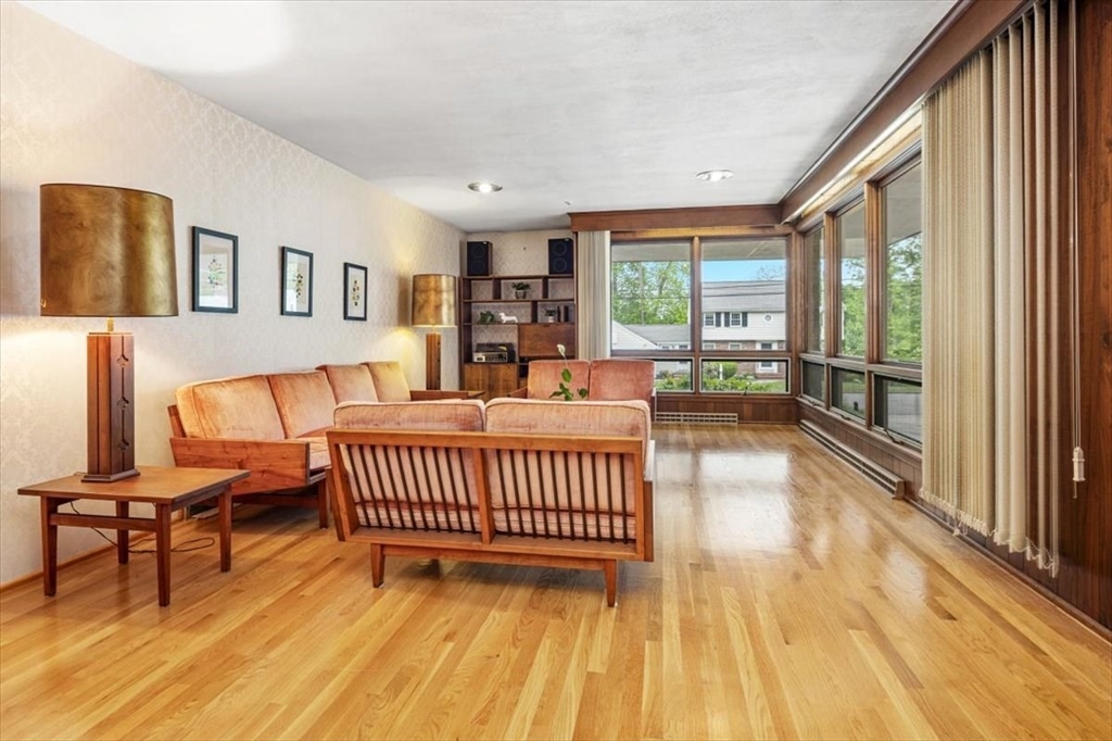 124 Mount Vernon Rd W