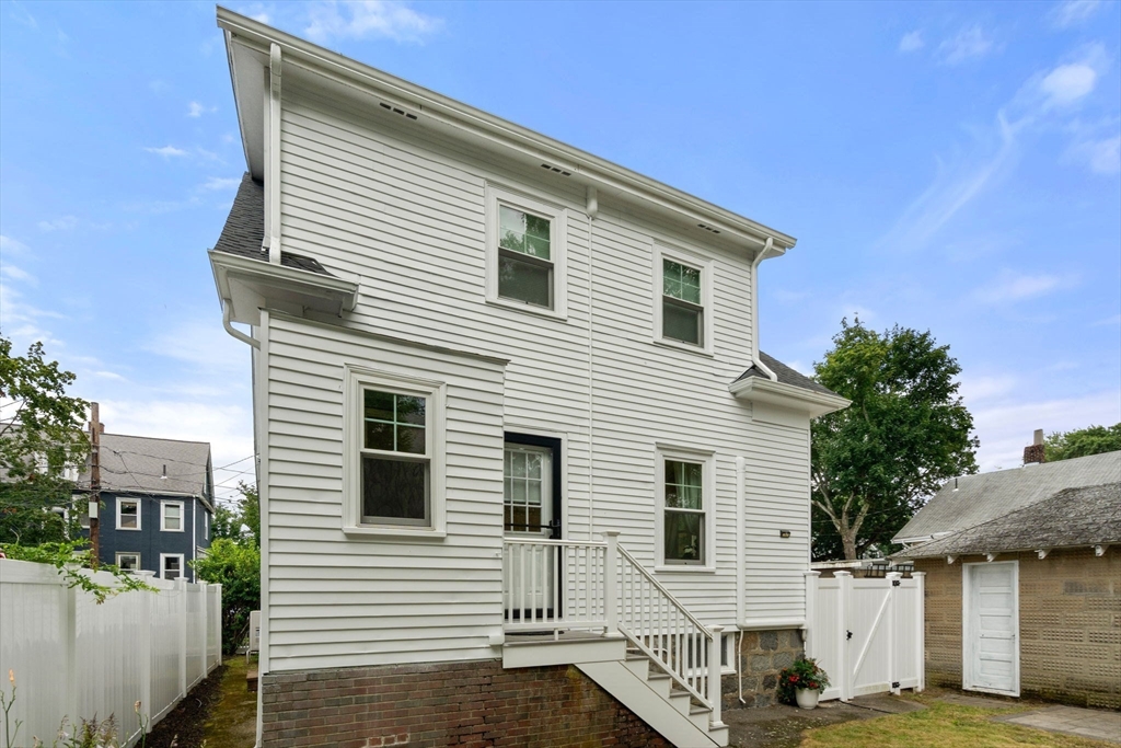 27 Revere Street