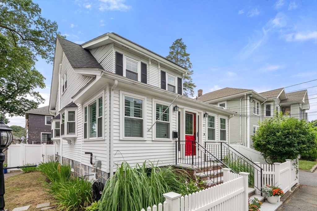 27 Revere Street