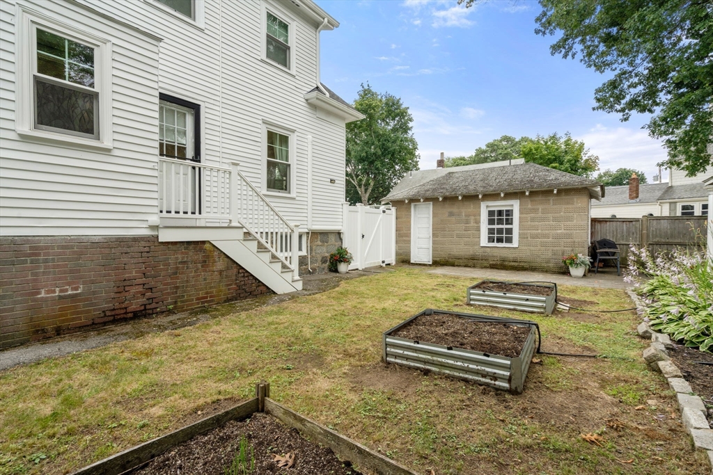 27 Revere Street