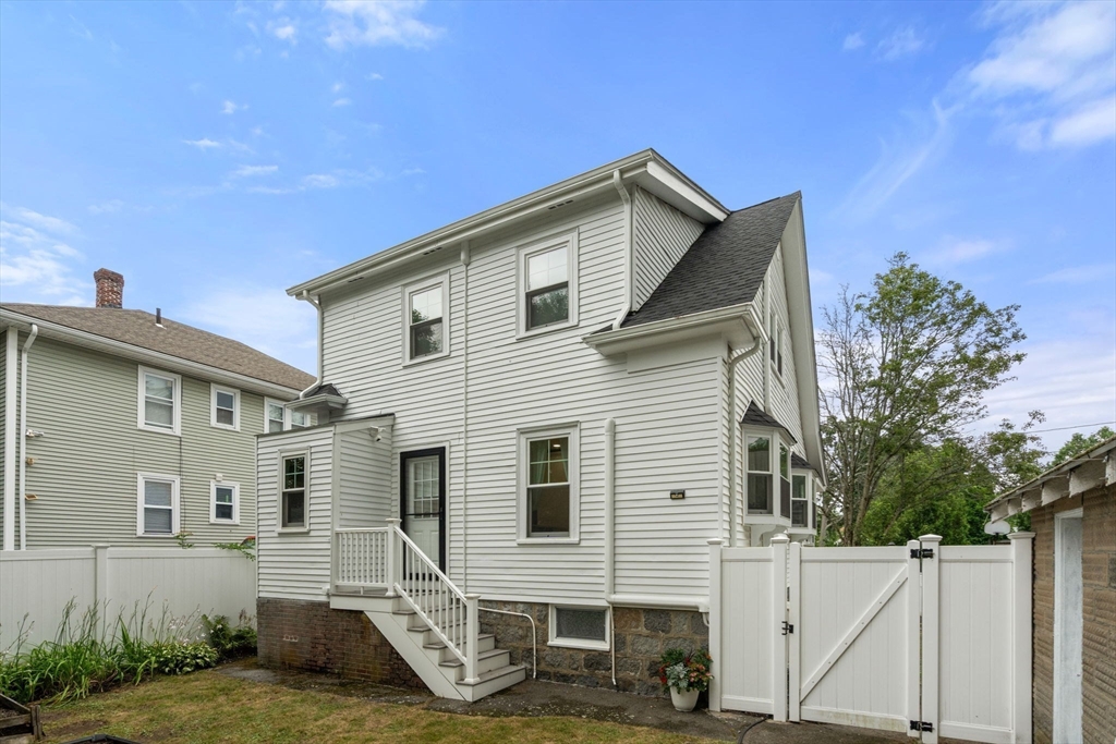 27 Revere Street