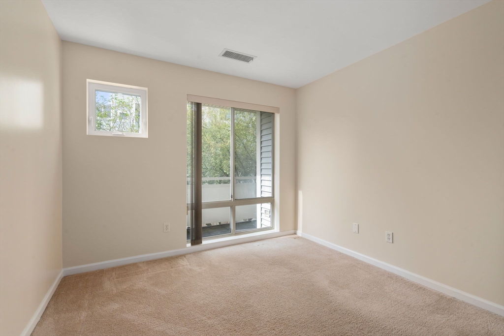 200 Falls Boulevard # F206