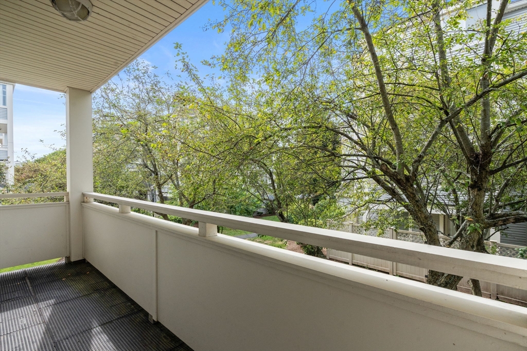 200 Falls Boulevard # F206