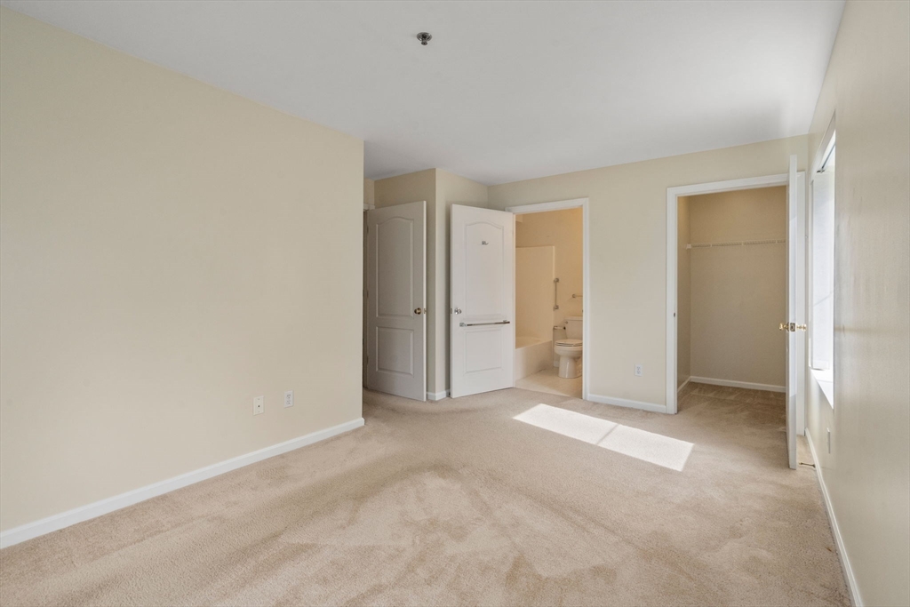 200 Falls Boulevard # F206