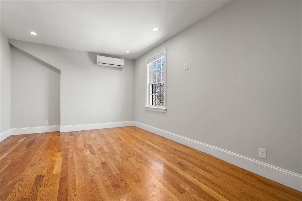 23 Chickatawbut St # 2