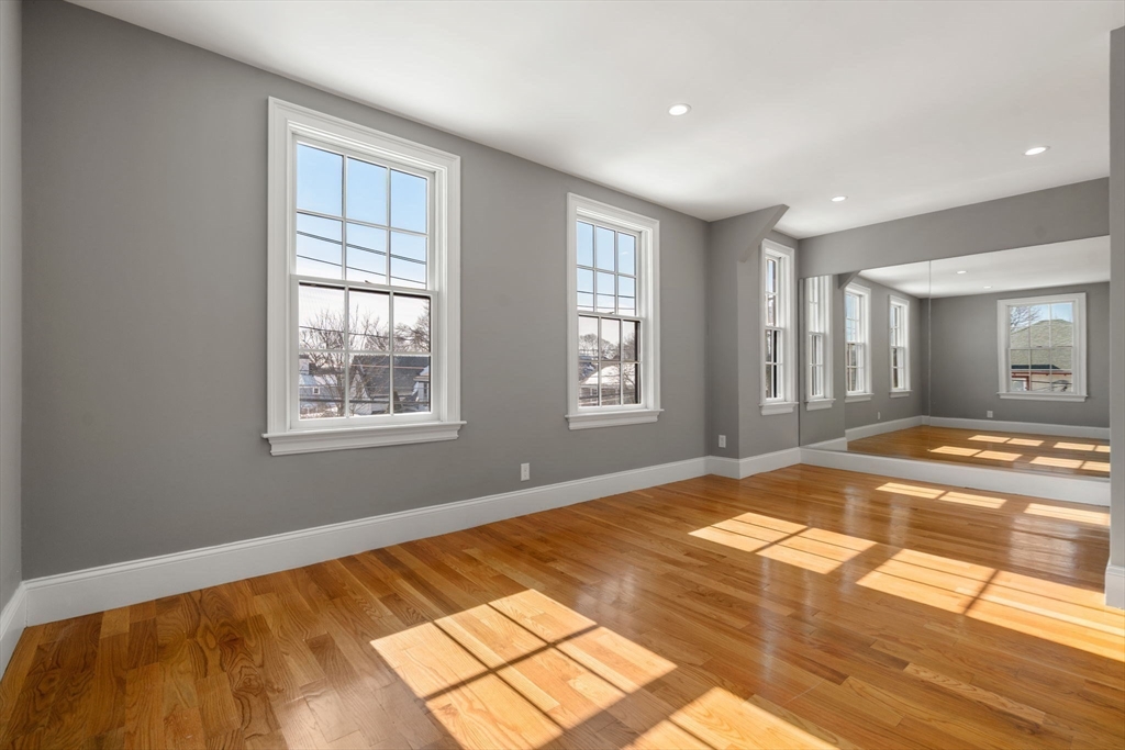 23 Chickatawbut St # 2