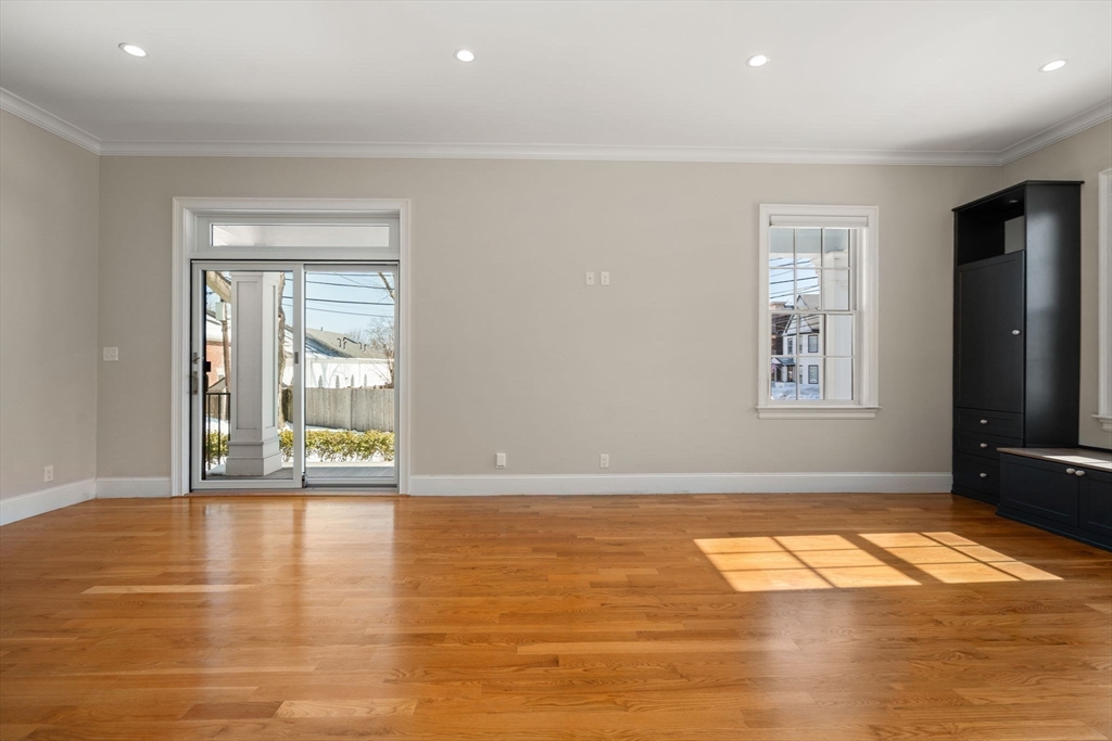 23 Chickatawbut St # 2