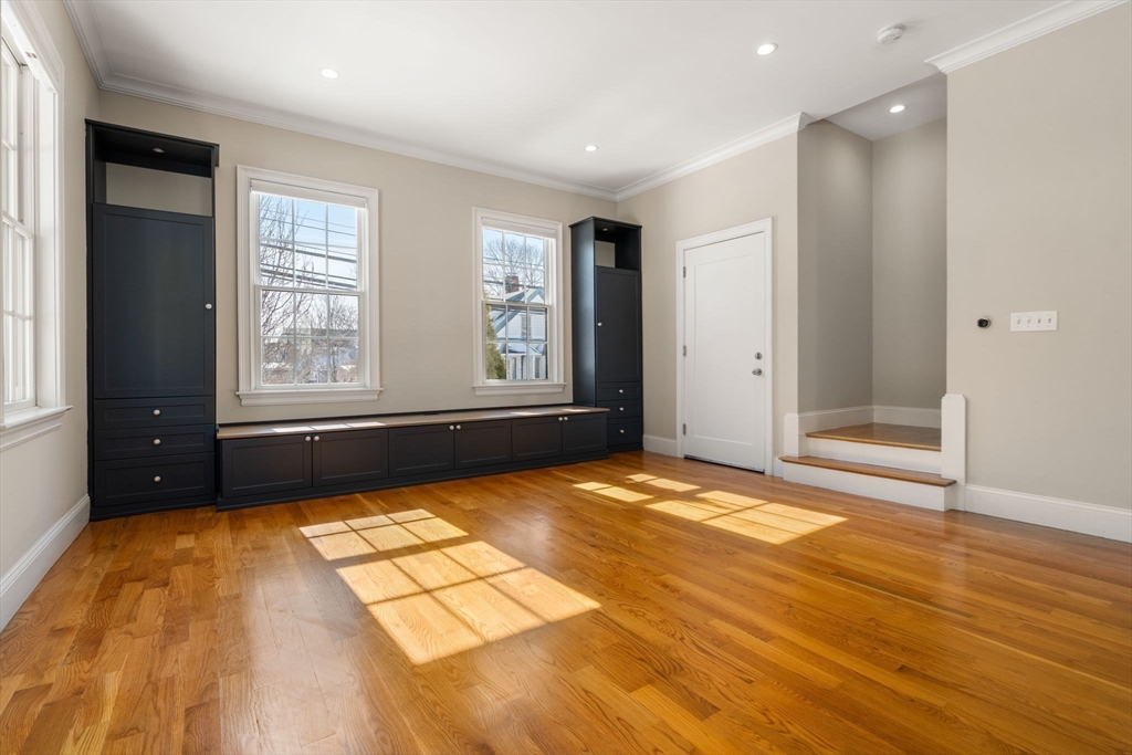 23 Chickatawbut St # 2