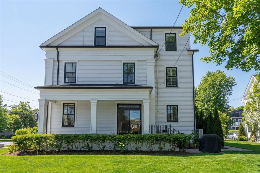 23 Chickatawbut St # 2