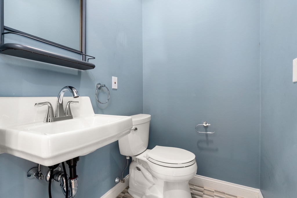 23 Chickatawbut St # 2