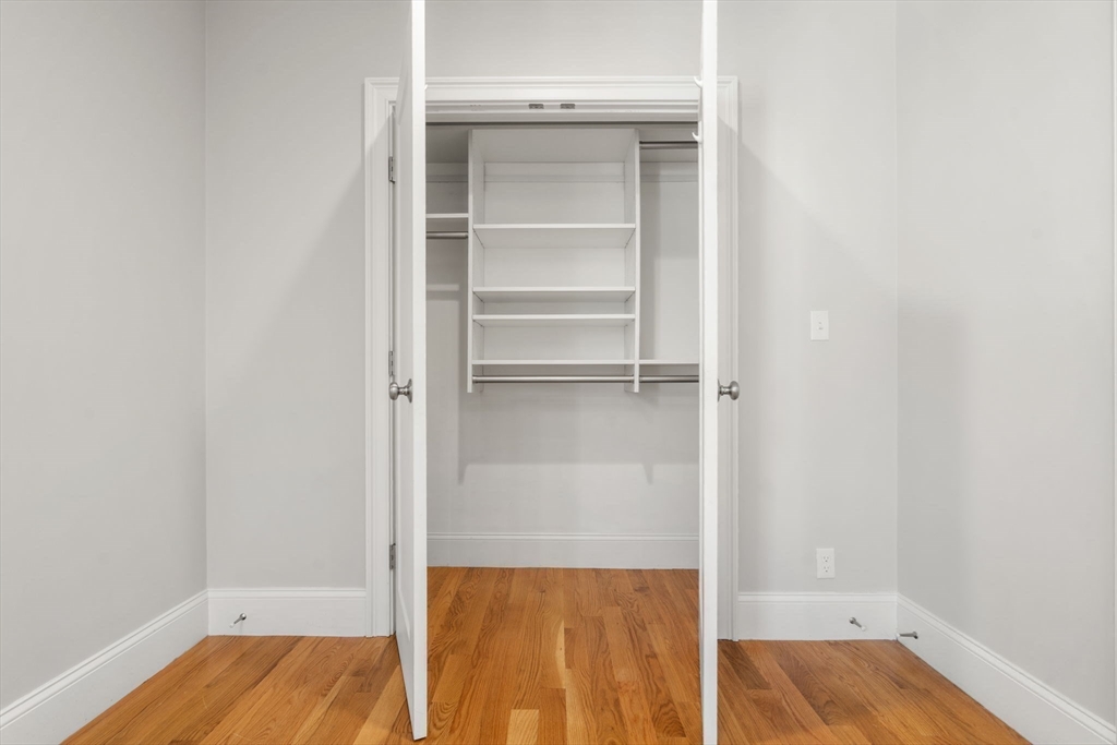 23 Chickatawbut St # 2